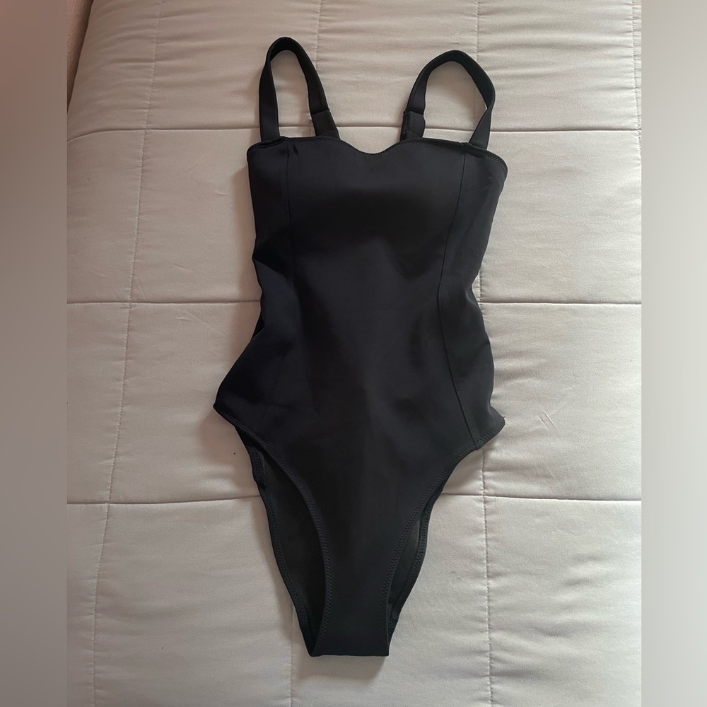 NWT Good American Contour One-Piece Swimsuit | Women’s Swimwear - Picture 2 of 13